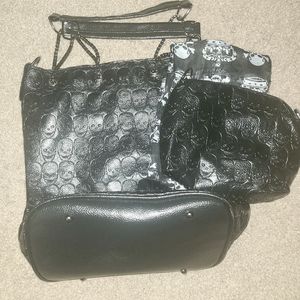 Black skull purse